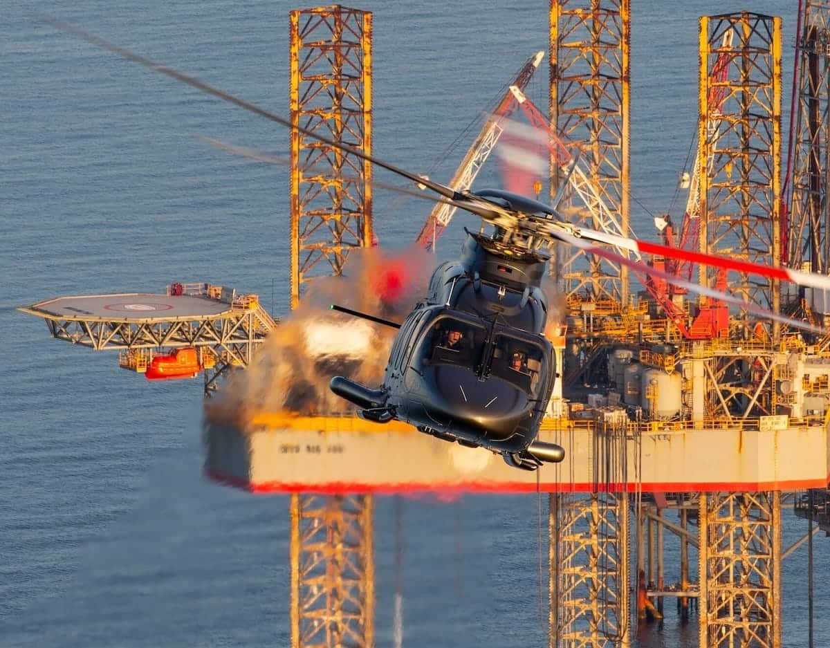 Bell 525 with Oil Rig in Background